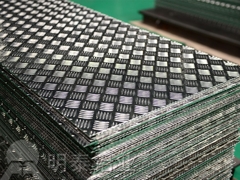 糖心最新官方入口铝业客车车厢防滑用5052-H114花纹糖心视频在线观看价格多少